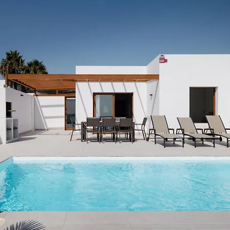 Lena - Vipvipvillas Villa *