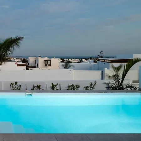 Lena - Vipvipvillas 플라야블랑카