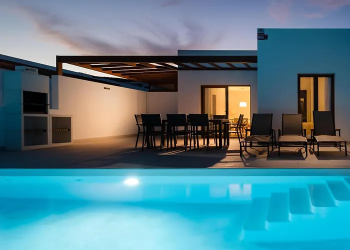 Lena - Vipvipvillas Коста Бланка