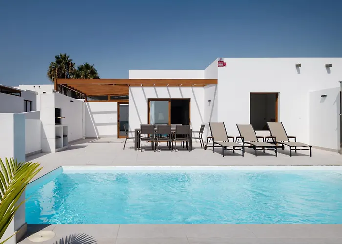 Lena - Vipvipvillas Вилла *