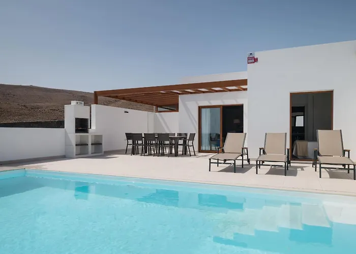 Lena - Vipvipvillas Вилла Коста Бланка