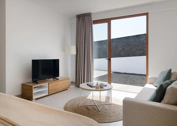 Lena - Vipvipvillas *